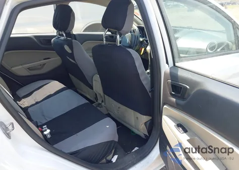 2018 Ford Fiesta Se z USA, uszkodzony, nr VIN 3FADP4BJ5JM108855